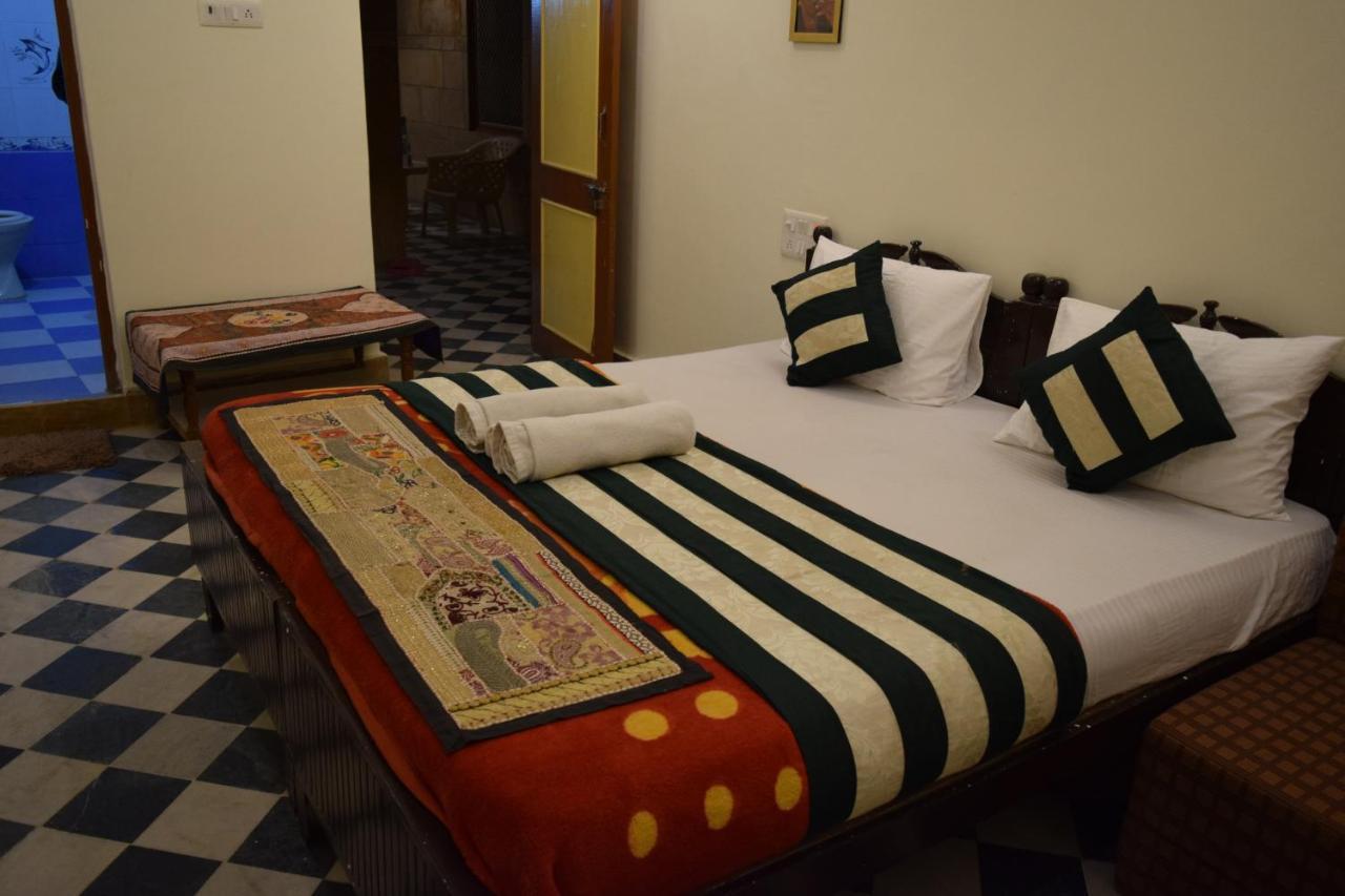 Hotel Renuka Jaisalmer Exterior foto