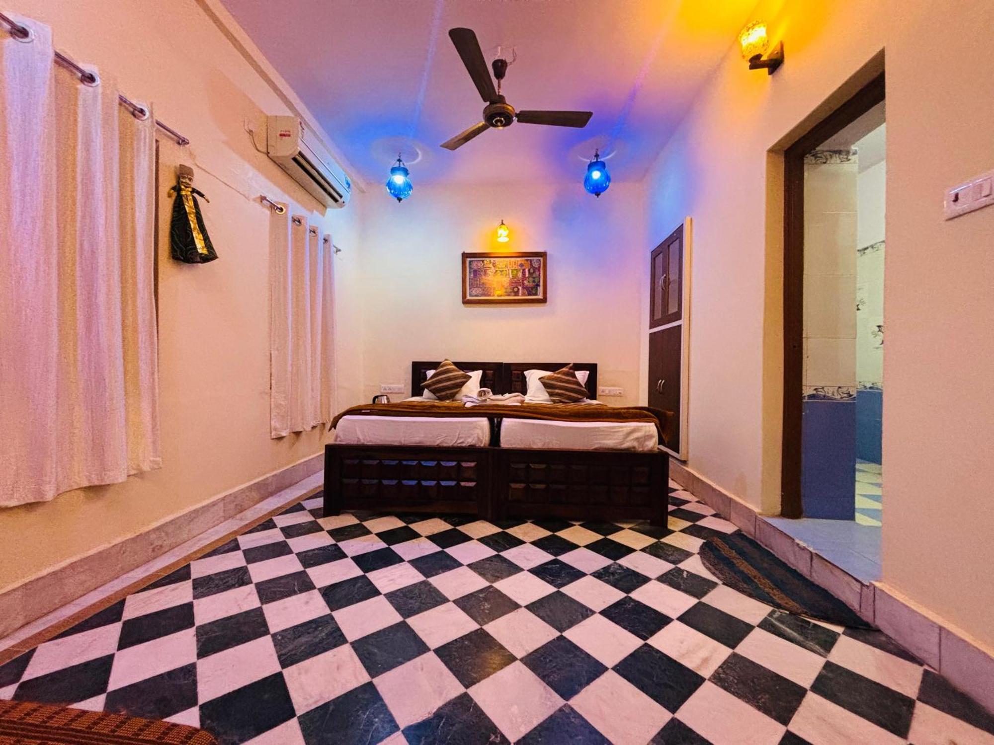 Hotel Renuka Jaisalmer Exterior foto