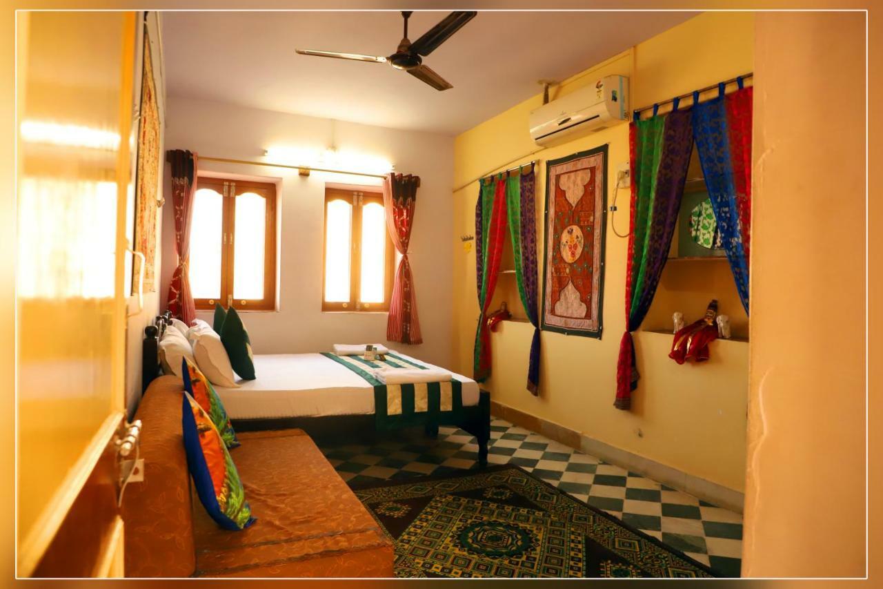 Hotel Renuka Jaisalmer Exterior foto